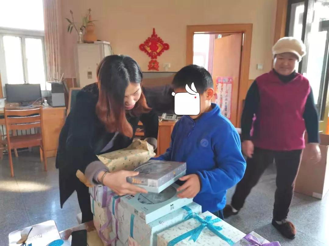 安卡米公益行 ▏為愛做個圣誕禮物，走進(jìn)煙臺SOS兒童村